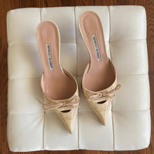 Manolo Blahnik Cream Heels